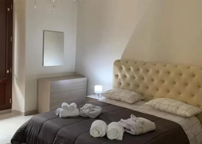 לינה וארוחת בוקר La Terrazza Di Finuzzu 4*