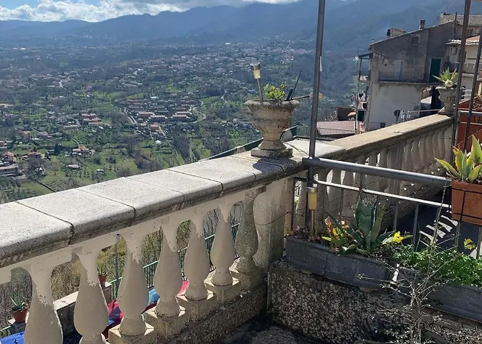 La Terrazza Di Finuzzu לינה וארוחת בוקר 4*