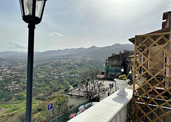 לינה וארוחת בוקר La Terrazza Di Finuzzu 4*